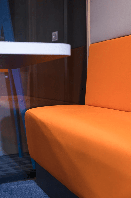 Cabine acoustique insonorisé pour 4 personnes