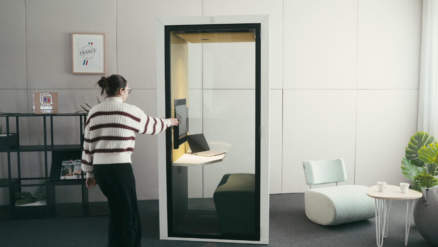 Cabine une personne - BlablaCube - cabine acoustique insonorisée pour bureau et open space